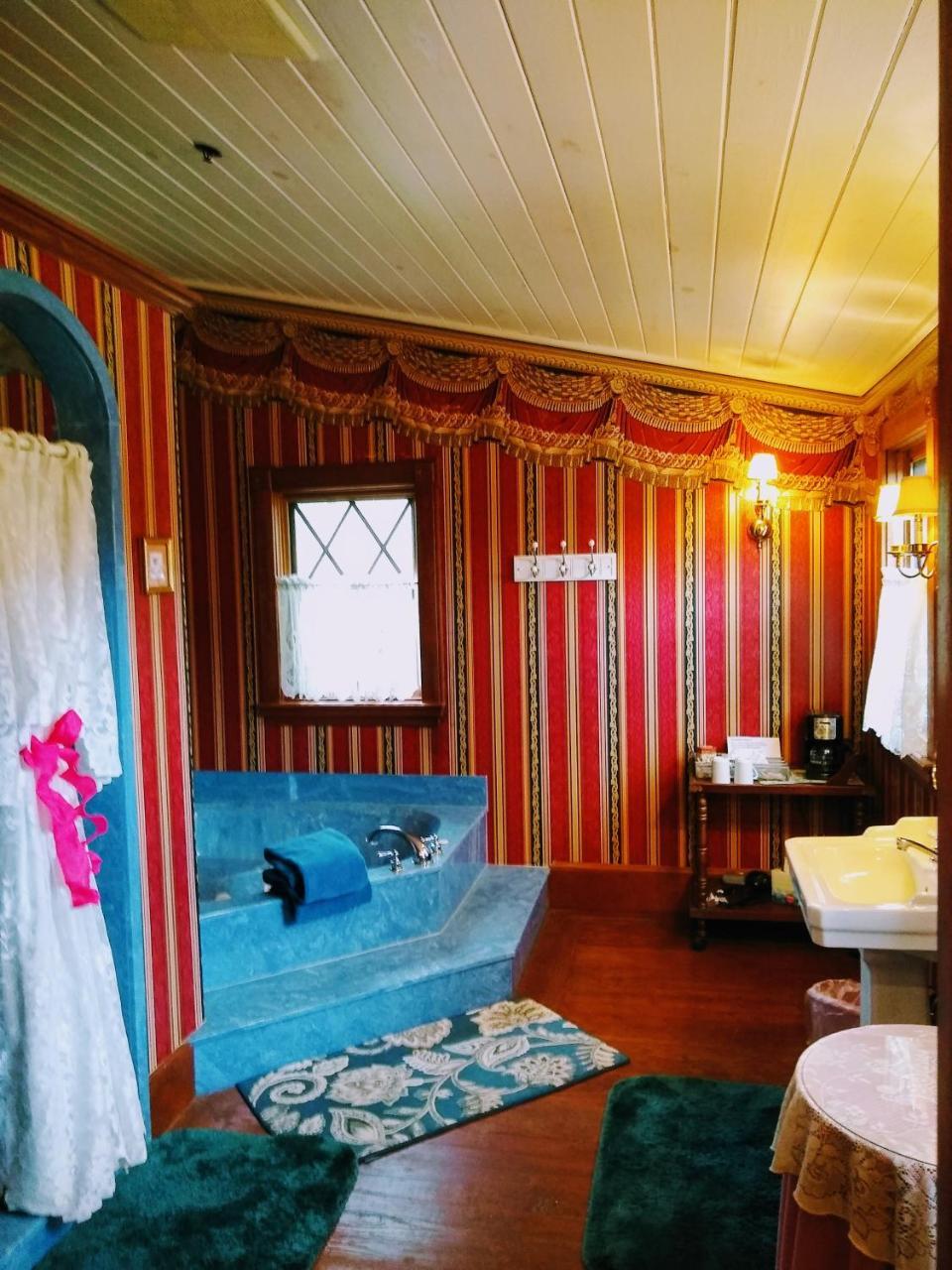 Shamrock Thistle & Crown B&B Weirsdale Exterior foto